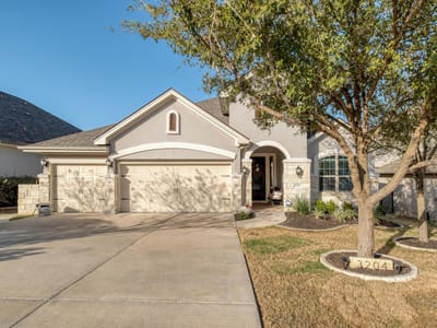 Living area at 3204 Venezia VW - 4 bed 3 bath home