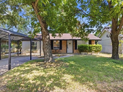 Photo 4 of 40 at 3206 Goodwin Ave - 3 bed 1 bath home
