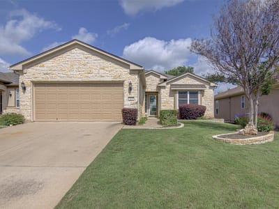 Living area at 321 Cooper Lake Dr - 2 bed 2 bath home