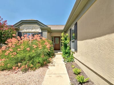 Property photo 3 at 321 Fieldstone DR - 2 bed 2 bath home