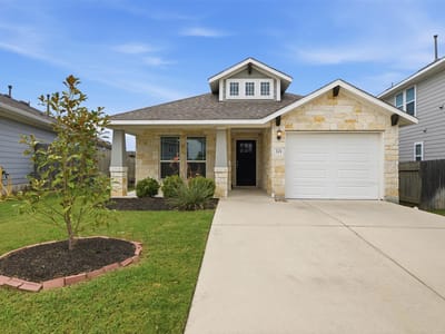 Property photo 2 at 321 Gaida LOOP - 3 bed 2 bath home
