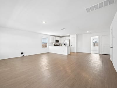 Photo 3 of 24 at 321 Keefer - 4 bed 2 bath home