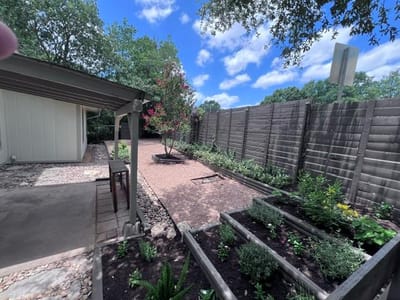 Property photo 3 at 3211 Canter LN - 4 bed 2 bath home