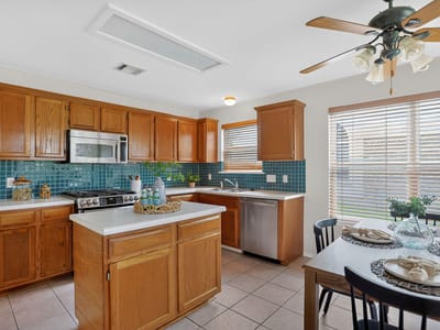Living area at 3213 Mocha Trl - 3 bed 2 bath home