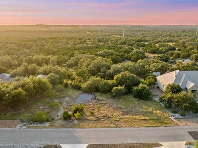 Primary bedroom at 322 Lookout Rdg - COPPER RIDGE, New Braunfels, TX