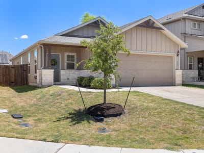 Property photo 2 at 323 Zuma DR - 3 bed 2 bath home