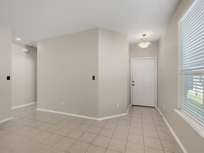 Property photo 4 at 324 Harper LN - 3 bed 2 bath home