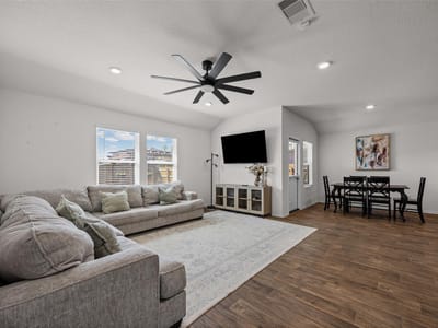 Property photo 5 at 325 Granary DR - 4 bed 2 bath home