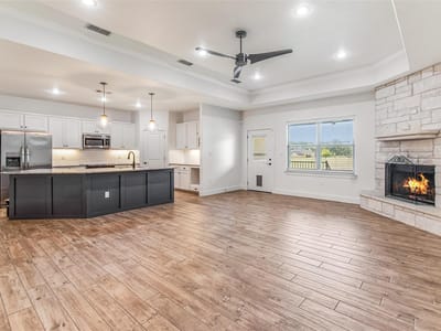 Property photo 4 at 325 OW Lowrey DR - 3 bed 2 bath home