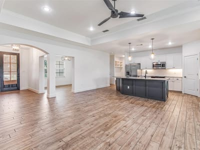 Property photo 5 at 325 OW Lowrey DR - 3 bed 2 bath home