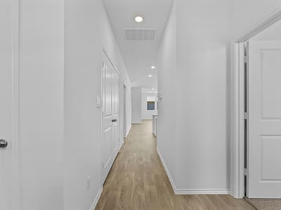 Primary bedroom at 325 Santo Domingo RD - 4 bed 3 bath home