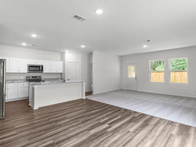 Property photo 3 at 325 Sieders ST - 4 bed 3 bath home