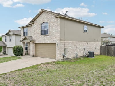 Primary bedroom at 326 Covent DR - 4 bed 2 bath home