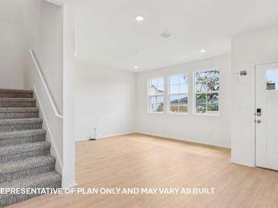 Property photo 2 at 326 George Neggan LN - 4 bed 2 bath home