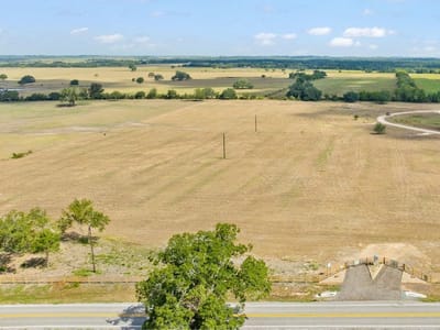 Photo 5 of 21 at 3275 FM 956 - Schulenburg, Schulenburg, TX