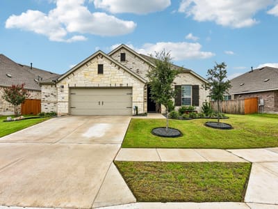 Photo 3 of 40 at 330 Bay Breeze DR - 4 bed 2 bath home