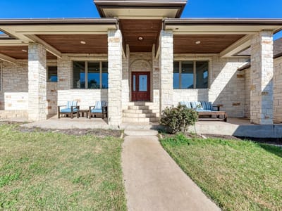 Living area at 330 Juniper TRL - 3 bed 2 bath home