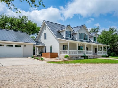 Primary bedroom at 330 Live Oak Hills CT - 4 bed 3 bath home