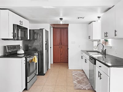 Primary bedroom at 3300 Lake Inks Ave - 3 bed 2 bath home