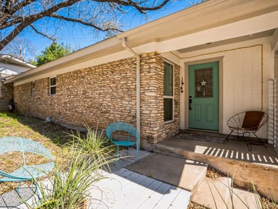 Property photo 3 at 3303 Doolin DR Unit #A - 2 bed 1 bath home