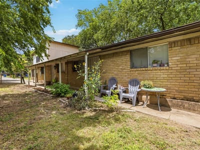 Primary bedroom at 3305 Dolphin DR - Southridge Sec 04, Austin, TX