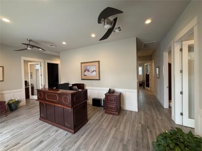 Living area at 3309 Forest Creek Dr - Forest Creek, Round Rock, TX