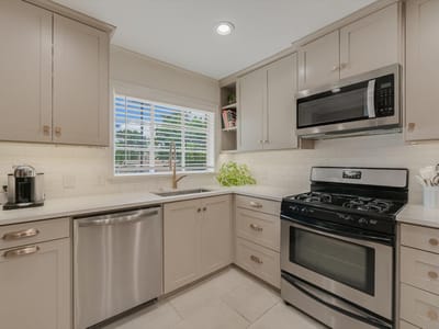 Primary bedroom at 3309 Grooms ST Unit #208 - 2 - 2 bed 1 bath home