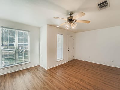 Kitchen at 3309 Robinson Ave Unit #A - 2 bed 1 bath home