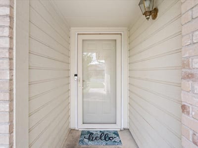 Primary bedroom at 3309 Tallwood DR - 3 bed 2 bath home