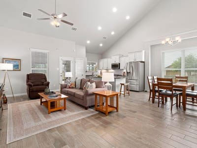 Kitchen at 331 Limestone Crk - 3 bed 2 bath home