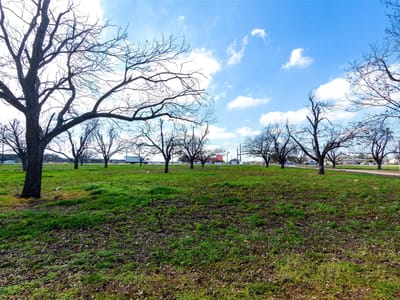 Primary bedroom at 3310 N Main St - Taylor, TX