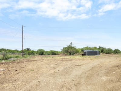 Property photo 2 at 3315 Dry Creek RD - Gonzales Place, Lockhart, TX