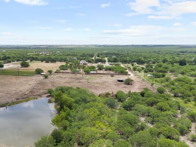 Property photo 3 at 3315 Dry Creek RD - Gonzales Place, Lockhart, TX