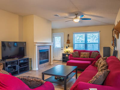 Photo 4 of 16 at 3319 Settlement DR - 3 bed 2 bath home