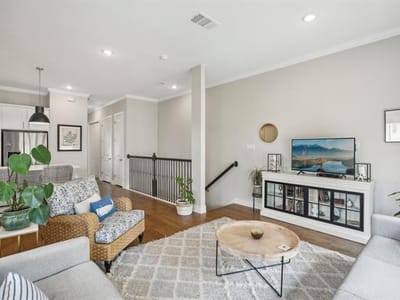 Property photo 5 at 332 Adams ST - 3 bed 2 bath home