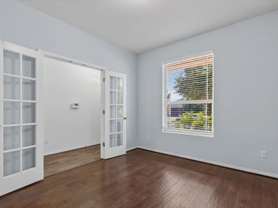 Property photo 4 at 332 Fletcher BND - 5 bed 3 bath home