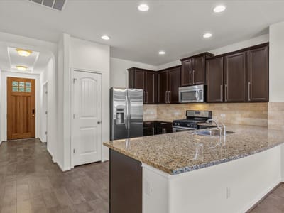 Property photo 5 at 332 Fletcher BND - 5 bed 3 bath home