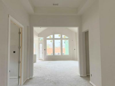 Living area at 332 Ridgewell LOOP - 4 bed 3 bath home