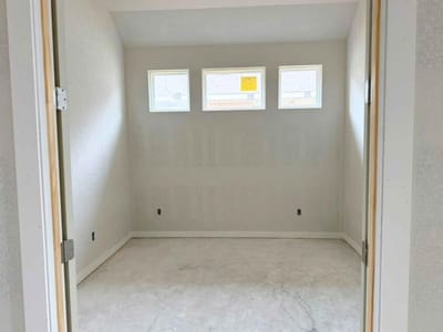 Primary bedroom at 332 Ridgewell LOOP - 4 bed 3 bath home
