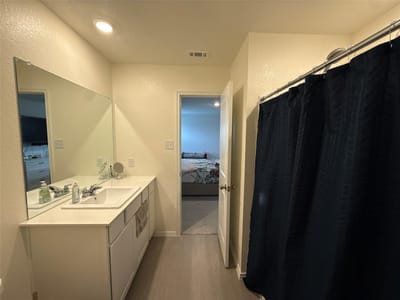 Property photo 4 at 333 Cowpoke DR - 4 bed 2 bath home