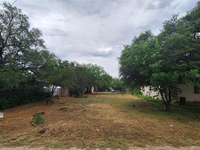 Primary bedroom at 3331 Daisy St - Granite Shoals Cabin Sites, Kingsland, TX