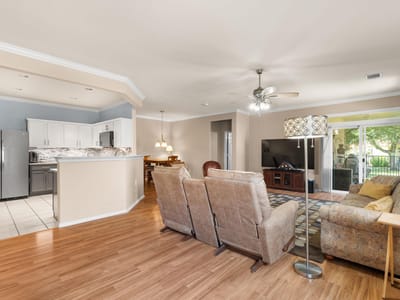 Primary bedroom at 334 Portsmouth DR - 2 bed 2 bath home