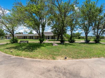 Primary bedroom at 3345 E Austin ST - N/A, Giddings, TX