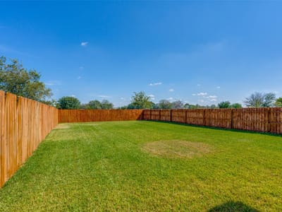 Living area at 335 Navarro Way Unit #26A - 3 bed 2 bath home
