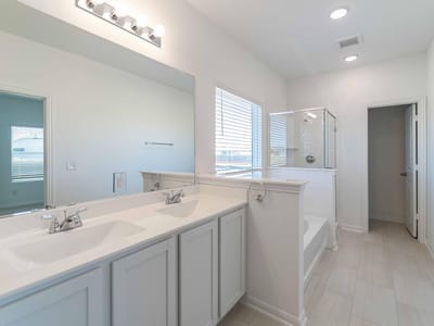 Kitchen at 337 Yosemite DR - 4 bed 2 bath home
