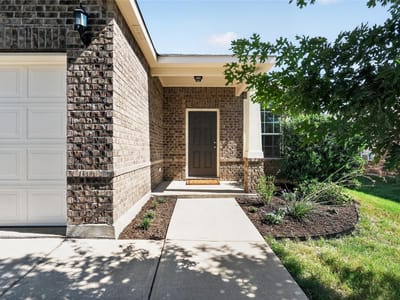 Property photo 2 at 338 Pine Arbol - 3 bed 2 bath home