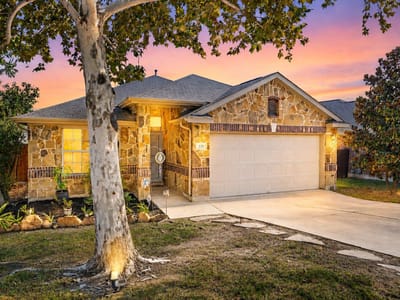 Property photo 2 at 339 Strawberry Blonde DR - 3 bed 2 bath home