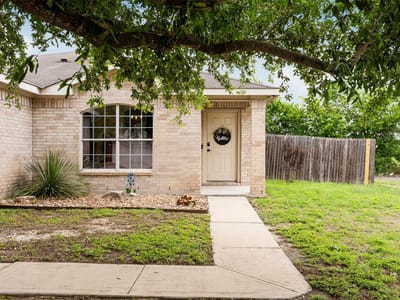 Property photo 3 at 340 Feathergrass DR - 3 bed 2 bath home