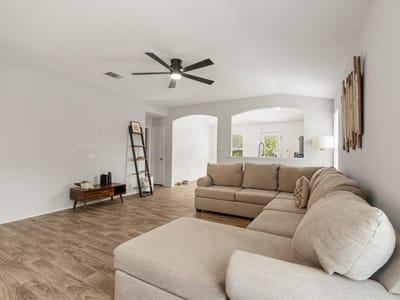 Property photo 4 at 340 Feathergrass DR - 3 bed 2 bath home