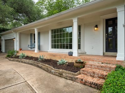 Kitchen at 3405 Cascadera DR - 4 bed 3 bath home